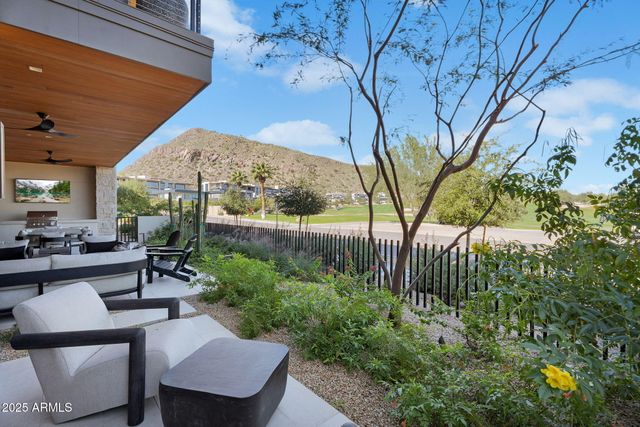 6321 E PHOENICIAN Boulevard 7, Scottsdale, AZ 85251