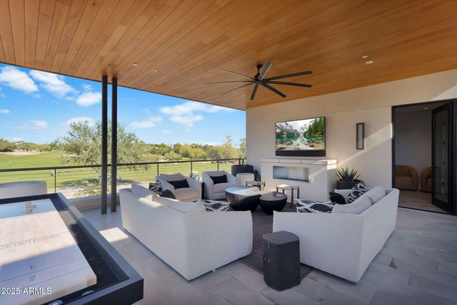 6321 E PHOENICIAN Boulevard 7, Scottsdale, AZ 85251