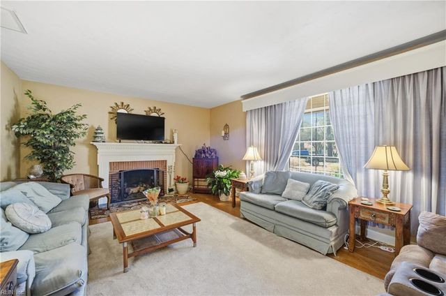 2810 Acres RD, Portsmouth, VA 23703