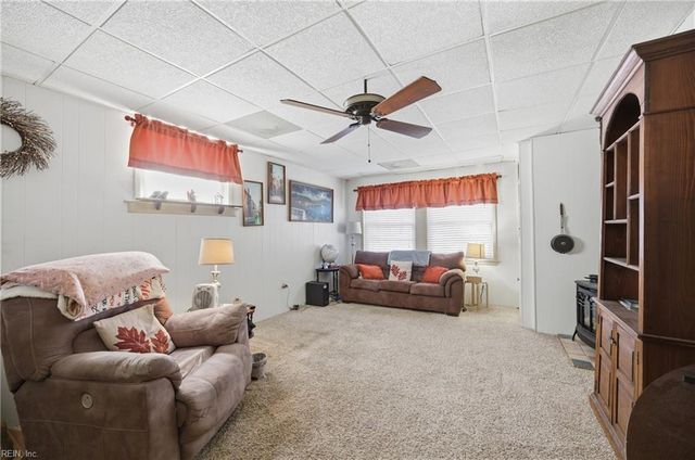 2810 Acres RD, Portsmouth, VA 23703