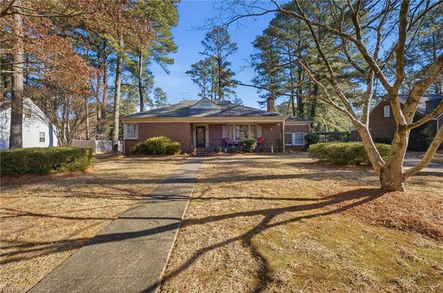 2810 Acres RD, Portsmouth, VA 23703