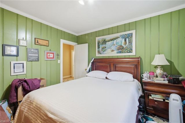 2810 Acres RD, Portsmouth, VA 23703