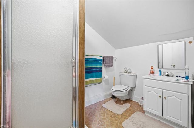 2810 Acres RD, Portsmouth, VA 23703