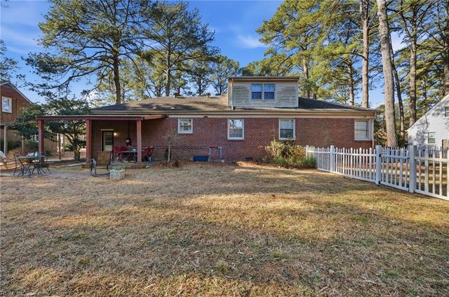 2810 Acres RD, Portsmouth, VA 23703