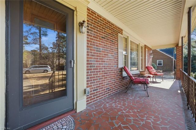 2810 Acres RD, Portsmouth, VA 23703