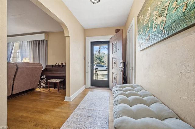 2810 Acres RD, Portsmouth, VA 23703