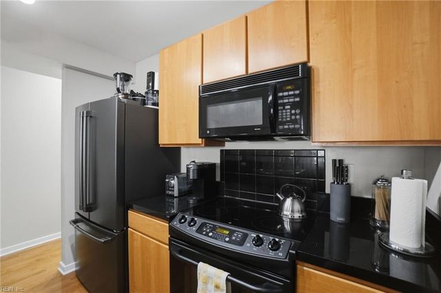 388 Boush St Unit 107, Norfolk, VA 23510