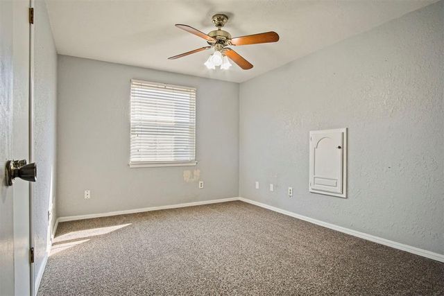 1104 Silver Maple, Moore, OK 73160