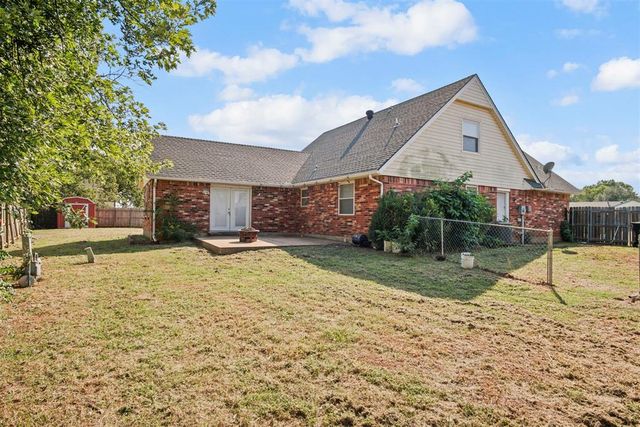 1104 Silver Maple, Moore, OK 73160