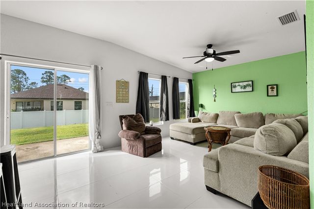 5906 Escalon Drive, Sebring, FL 33872