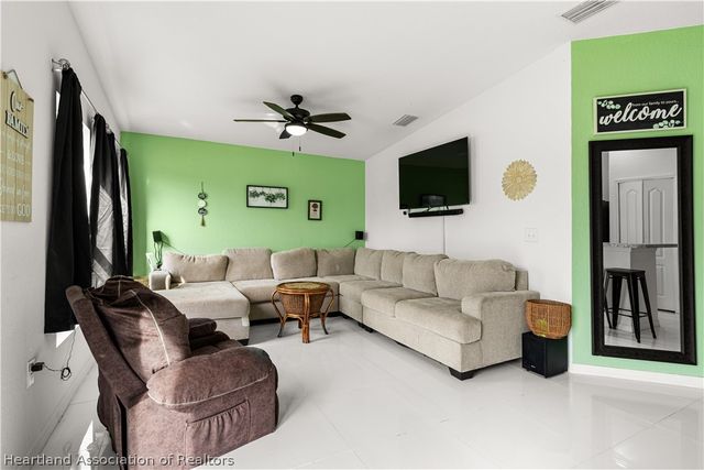 5906 Escalon Drive, Sebring, FL 33872