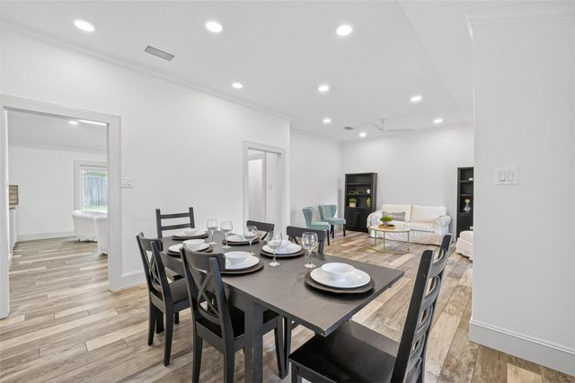 5926 Birdwood Road, Houston, TX 77074