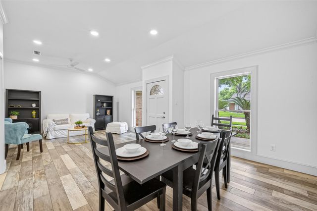 5926 Birdwood Road, Houston, TX 77074