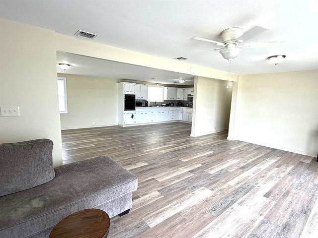 18574 West Main Street, Galliano, LA 70354