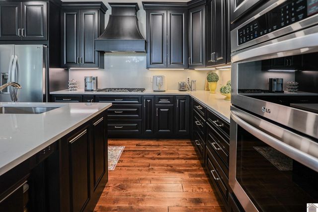 1315 Pillar Chase, Paducah, KY 42001