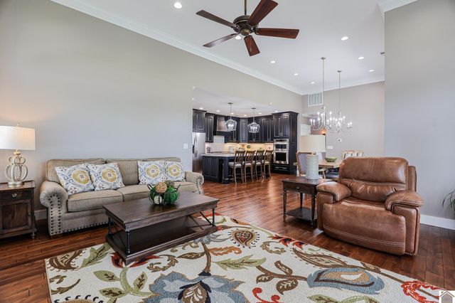 1315 Pillar Chase, Paducah, KY 42001