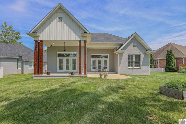 1315 Pillar Chase, Paducah, KY 42001