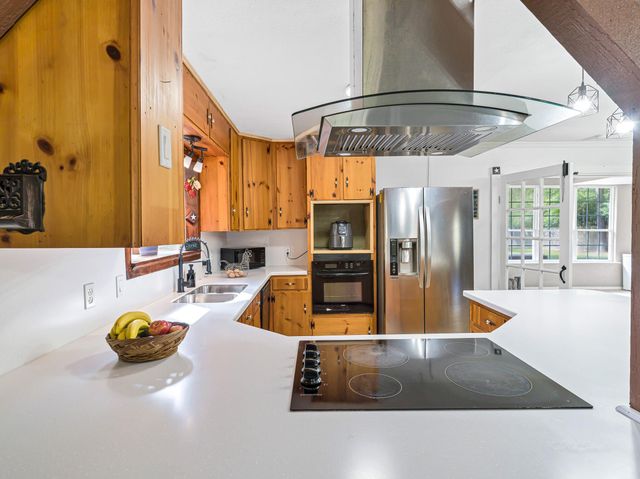 1512 County Road 3709, Splendora, TX 77372