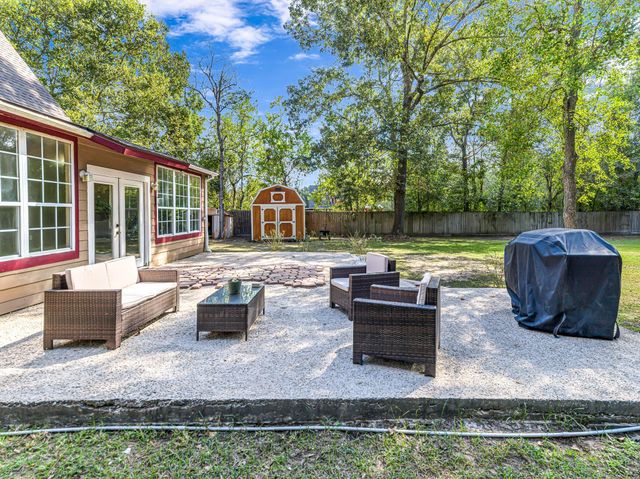 1512 County Road 3709, Splendora, TX 77372