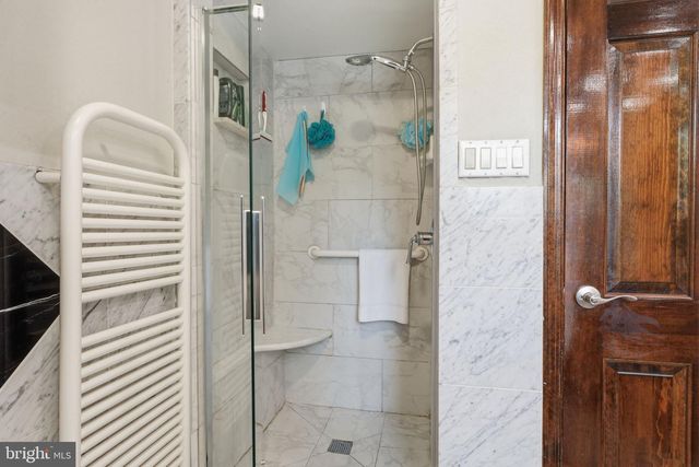 560 LOWER HOLLAND RD, Southampton, PA 18966