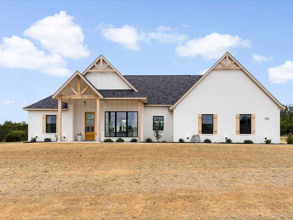 3143 Infinity Drive, Weatherford, TX 76087