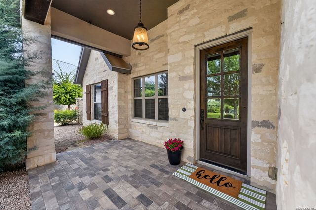 410 KNOLL SPGS, Boerne, TX 78006