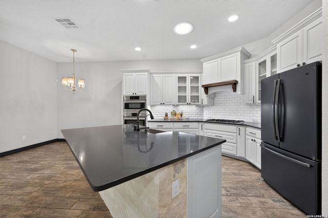 410 KNOLL SPGS, Boerne, TX 78006