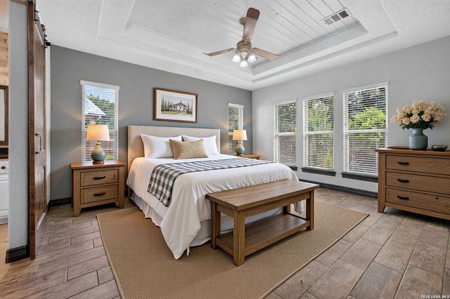 410 KNOLL SPGS, Boerne, TX 78006