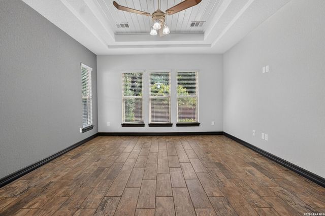 410 KNOLL SPGS, Boerne, TX 78006