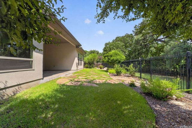 410 KNOLL SPGS, Boerne, TX 78006