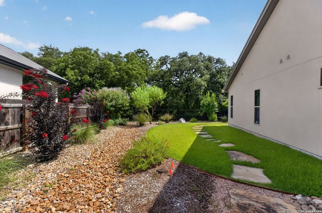 410 KNOLL SPGS, Boerne, TX 78006