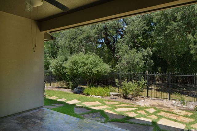 410 KNOLL SPGS, Boerne, TX 78006