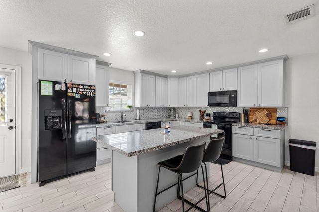 2914 Saint Anne Street, Liverpool, TX 77577