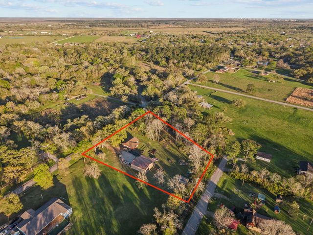 2914 Saint Anne Street, Liverpool, TX 77577