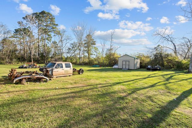 2914 Saint Anne Street, Liverpool, TX 77577