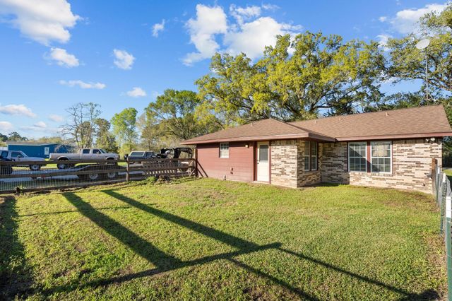2914 Saint Anne Street, Liverpool, TX 77577
