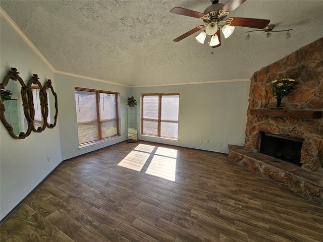 8319 Wind Veil Drive, Houston, TX 77040
