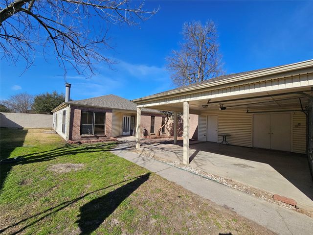 8319 Wind Veil Drive, Houston, TX 77040