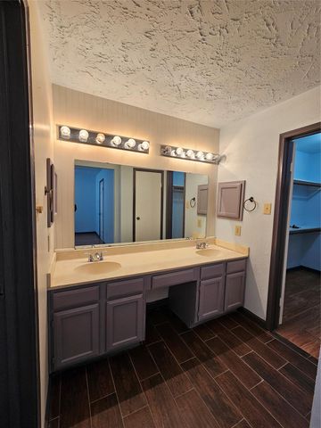 8319 Wind Veil Drive, Houston, TX 77040