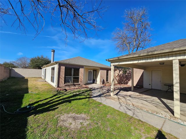8319 Wind Veil Drive, Houston, TX 77040