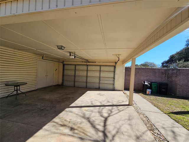 8319 Wind Veil Drive, Houston, TX 77040