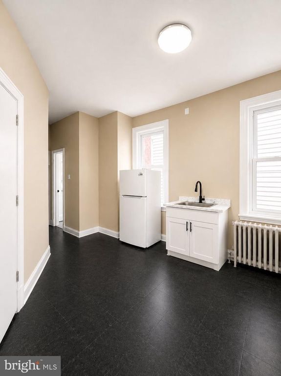 4210 W GIRARD AVE, PHILADELPHIA, PA 19104 — photo 2