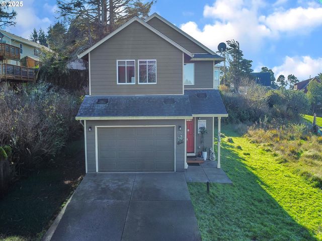 1752 Ne 20TH St, Lincoln City, OR 97367