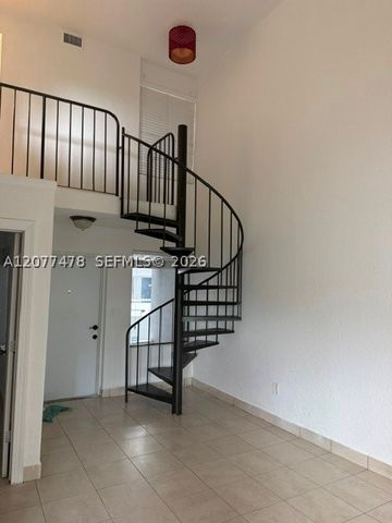 8215 SW 152 AV G-414, Miami, FL 33193