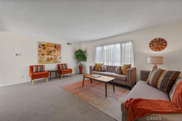 1065 El Mirador, Fullerton, CA 92835