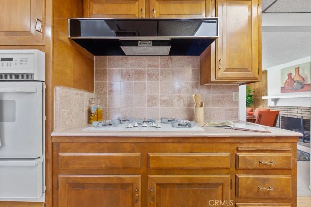 1065 El Mirador, Fullerton, CA 92835