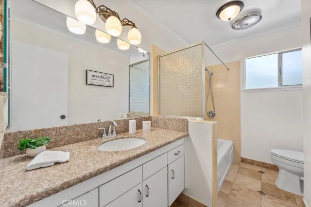 1065 El Mirador, Fullerton, CA 92835