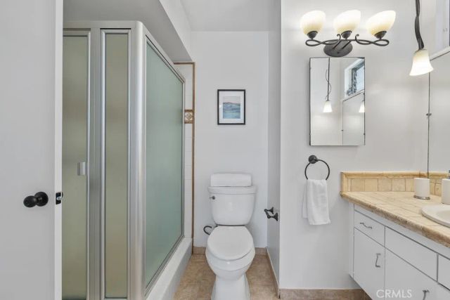 1065 El Mirador, Fullerton, CA 92835
