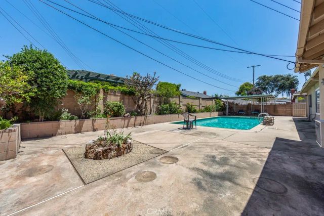 1065 El Mirador, Fullerton, CA 92835