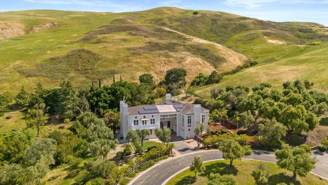 2698 Greenrock Road, Milpitas, CA 95035